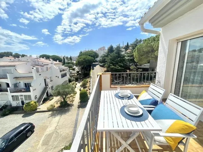 רוזס Jardins 3 Als Peus Del Parc Natural Cap De Creus ספרד